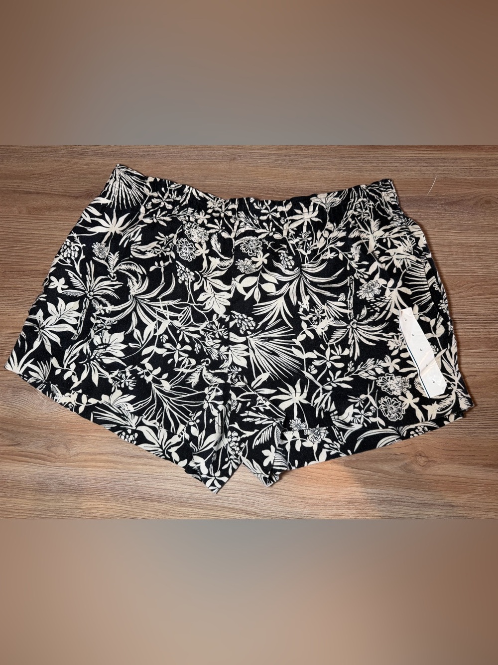 a new day Black and White Floral Bermuda Shorts